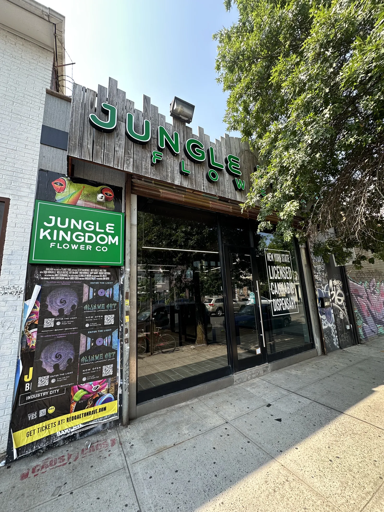 Jungle Kingdom Flower East Williamsburg storefront